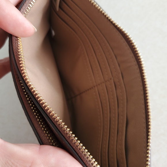 Coach Double Zip Wallet in Blocked Signature Canvas Brown Tan Wristlet - Picture 6 of 10